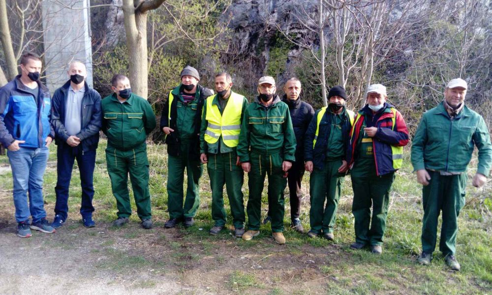 Velika proljetna akcija čišćenja javnih površina u KS počela jutros